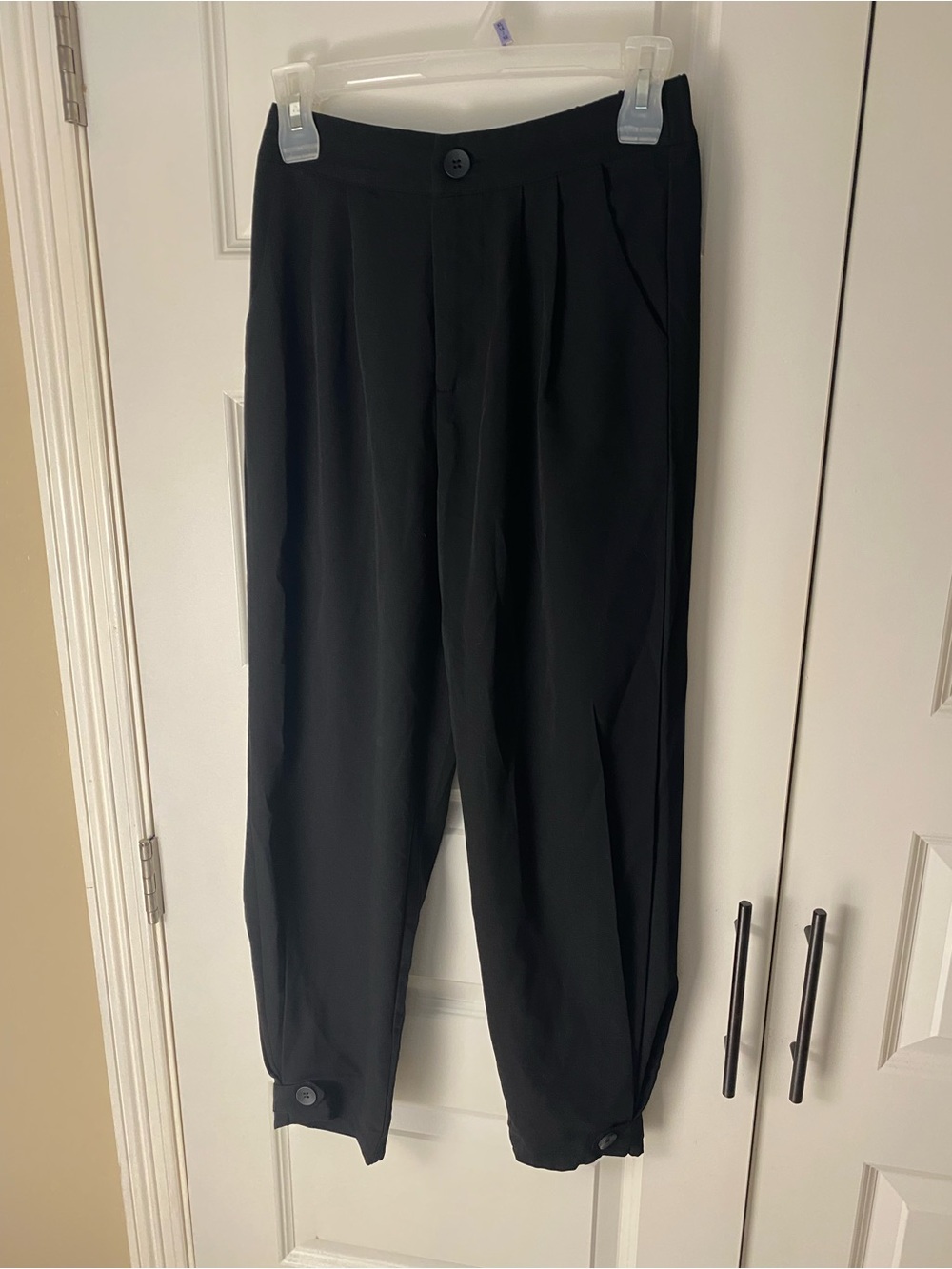 Women's Black Pleated Trousers - Versatile Tailored Style